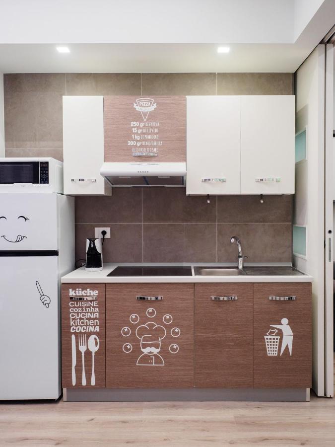 Plebiscito Home Holidays Наполи Екстериор снимка